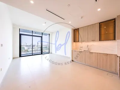 Brand New | Expansive Unit | Ready to Move