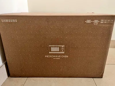 Samsung Microwave Oven MW4000D - Brand New in Box