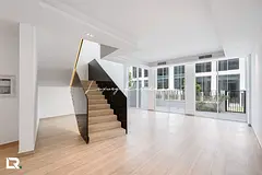 * 5 Star Amenities | Unfurnished | Ready to Move *