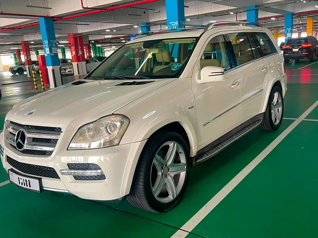 Mercedes-Benz GL-Class 2012 — photo 1 of 16