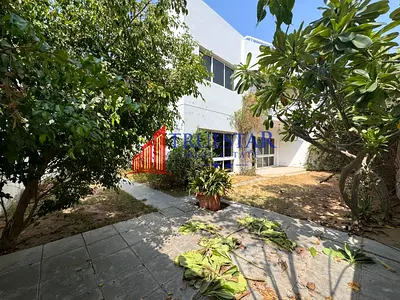 CLOSE TO BEACH 5BR+MAIDS GARDEN SHARED POOL TENNIS COURT