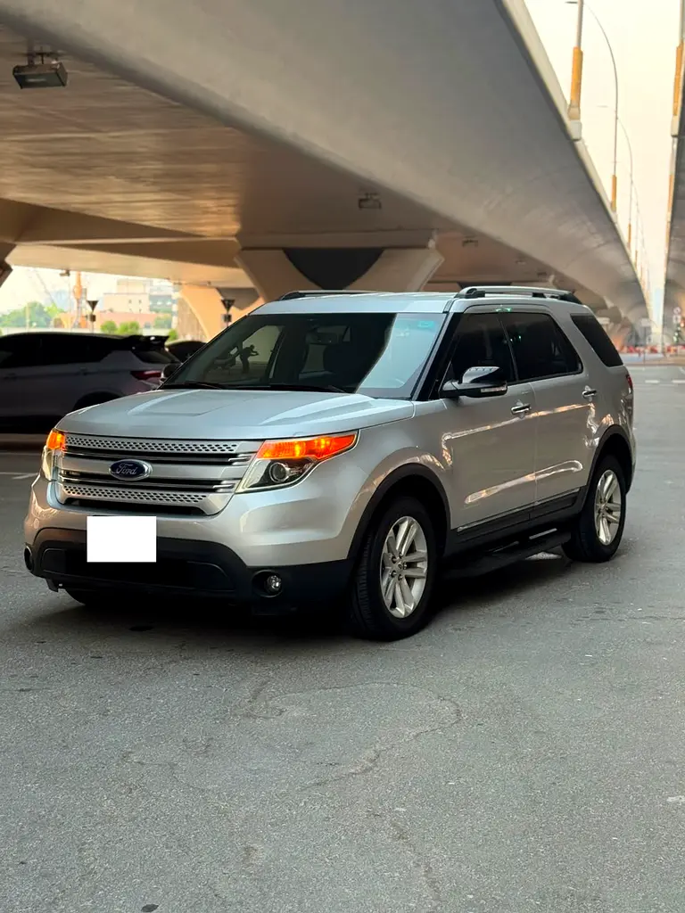 Ford Explorer 2014 — photo 1 of 20