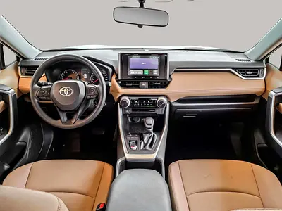 صورة 9 لـ 2025 Toyota RAV 4