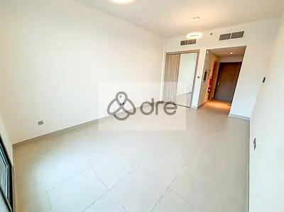 Vacant | Great Location | Modern Unit