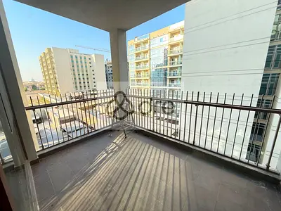 Boulevard View | Spacious & Bright | With Balcony