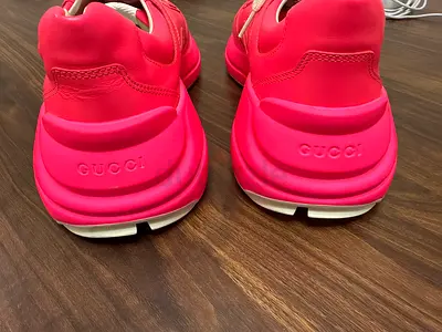 Original NEW Gucci Sneaker (Full leather) Bright Pink - Size 40 ( Runs Small)