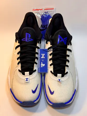 ORIGINAL NIKE PG 5 PLAYSTATION 5 / PG 5 PS5 WHITE MENS SIZE: U.S 10