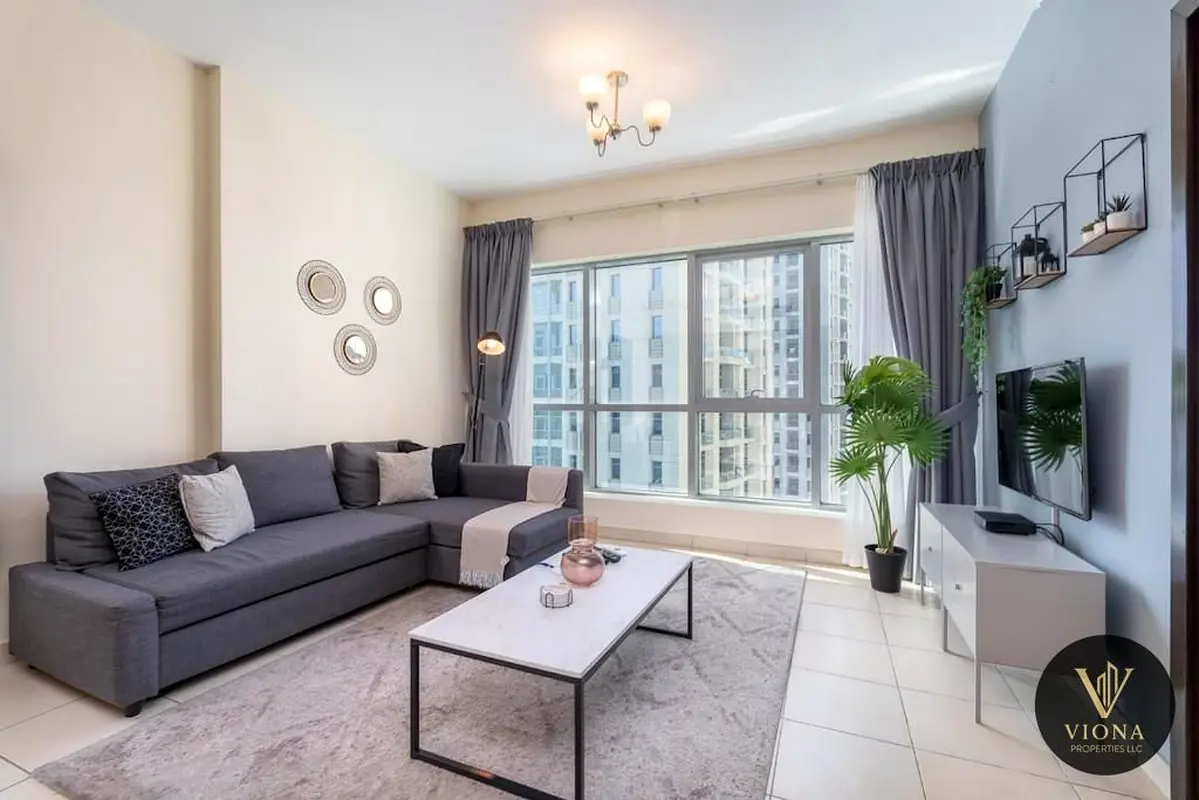 Elegant 1BR | Marina Views | Prime Marina Living