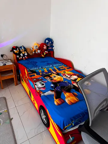 Kids Race Car Bed with a orthopedic mattress