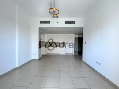 Bright Low Floor Unit | Immediate Rental Income