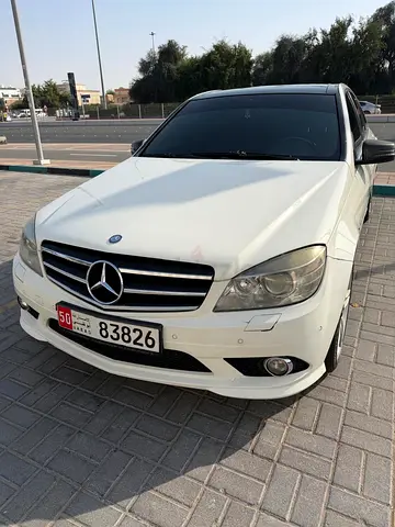 Mercedes-Benz C200 | GCC Specs | 2011 | Well Maintained