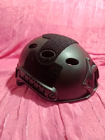bike helmets / outdoor head gear