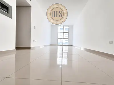 In prime location huge 2bhk with all amenities