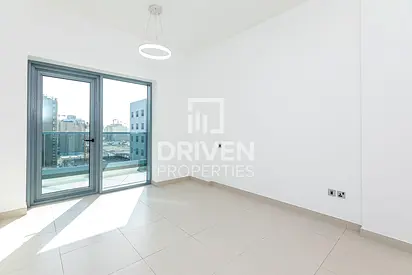 Well Maintained and Bright Unit | 1 Month Free