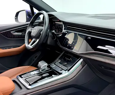 صورة مصغرة 7 لـ 2021 AUDI Q7