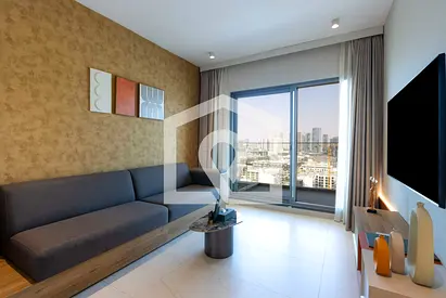 Serviced 1BR Wellness Living, Views and Pool | JVT