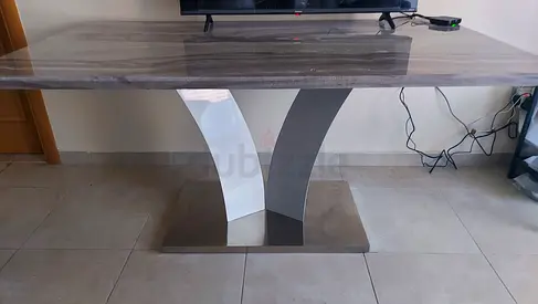 Stylish large dining table for 4 persons with 4 chairs