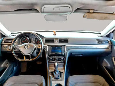 2016 Volkswagen PASSAT 照片 9