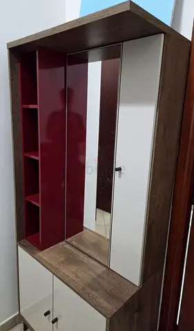 Smart Dresser - Just like New (throwaway price)