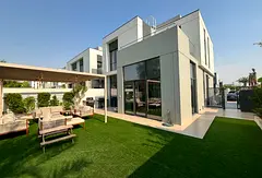 Corner Plot | Vacant On Transfer | Landscaped