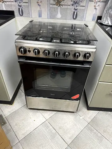 freestanding cooker