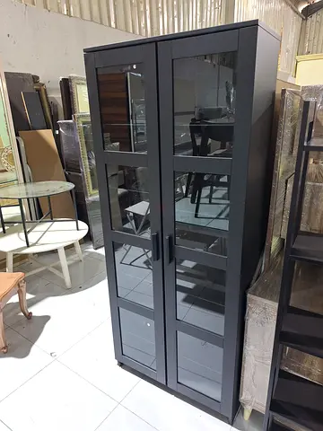 Glass cabinet