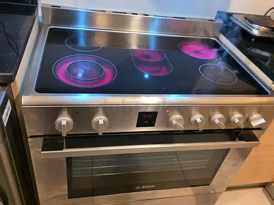 Bosch Electric Cooker 90x60cm Freestanding Oven With Fan