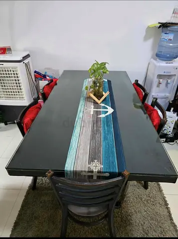 Tempered Glass Dining Table and 5 Chairs