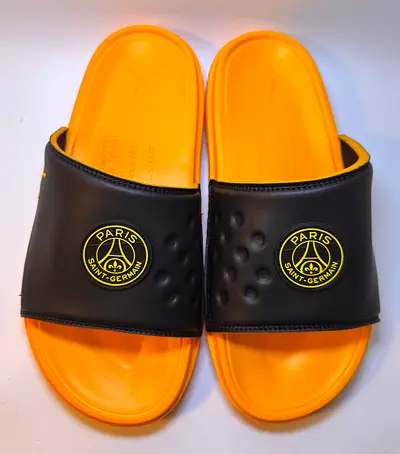 ORIGINAL AIR JORDAN PLAY SLIDE X PARIS SAINT GERMAIN (PSG) MENS SIZE: U.S 10
