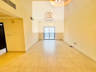 Vastu Compliant | Near Metro | Vacant | With Maid