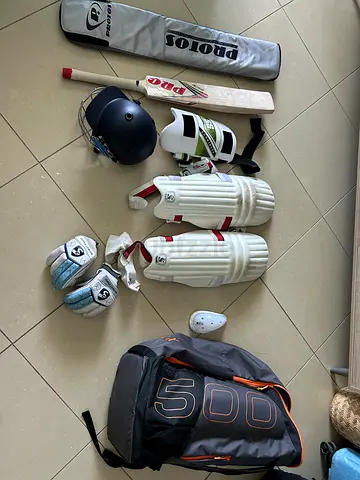 Complete Cricket Kit - Bat, Pads, Gloves, Helmet, Guard and Bag