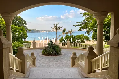 Full Sea View | Upgraded | UF | Vacant