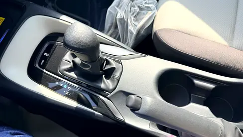 2025 Toyota COROLLA 照片 17