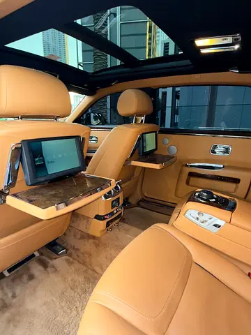 2015 ROLLS-ROYCE GHOST thumbnail 12