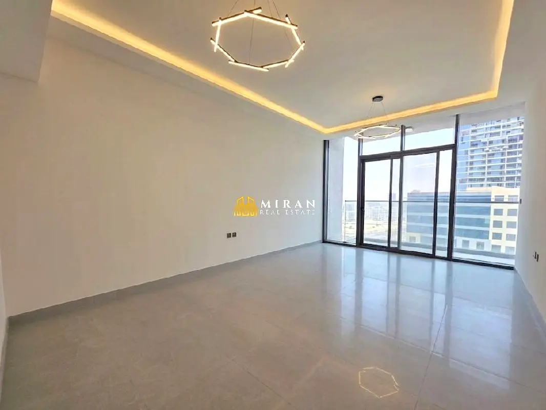 Closed kitchen - Near to Mall - Best Aminities