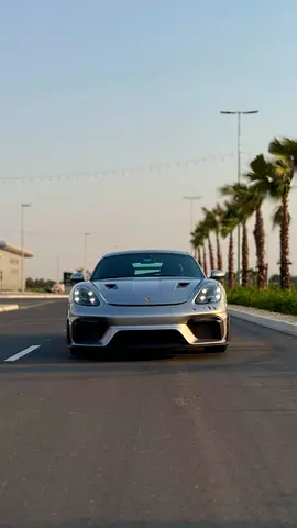 صورة مصغرة 12 لـ 2022 Porsche 718