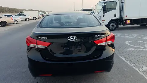 صورة 11 لـ 2014 Hyundai ELANTRA
