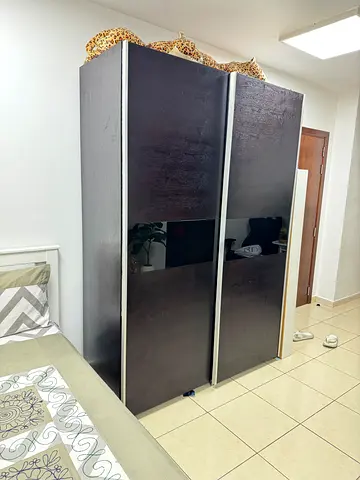 Sliding cupboard