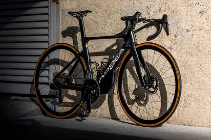 Used Orbea Orca Carbon Road Bike - Disc Brakes, Lightweight Race Frame