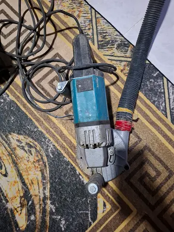 Makita SG150 Wall Chaser.