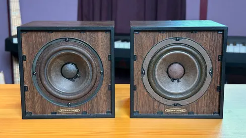 Auratone 5C Vintage 1970s Sound Cubes (CTS Drivers) - Woodgrain