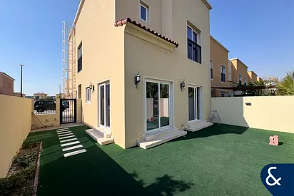 4 Bed + Maids | Available Now | Single Row