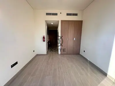 Cozy Studio | Pool View | Vacant Unit