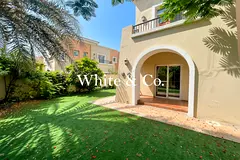 Vacant Now | Landscaped | Upgraded Kitchen