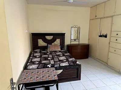Room for rent near Noor Masjid