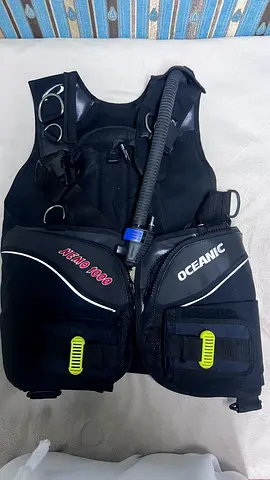 2x Premium Diving BCDs (Oceanic  SeaQuest) - Easy Fix - Delivery Available | سترات غوص عدد 2 ممتازة