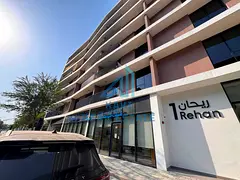Studio With Balcony Near University City – Rehan Aljada