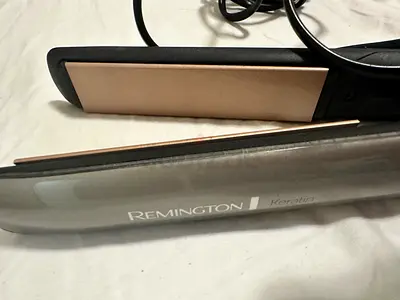 Remington Keratin Hair Straightener - Used, Good Condition