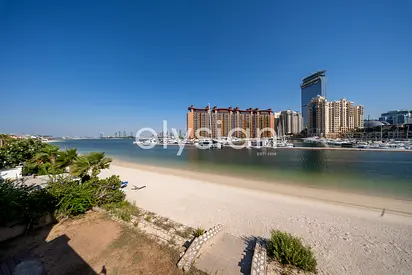 Rare 3 Storey | Large Plot | Vacant | Beach Home