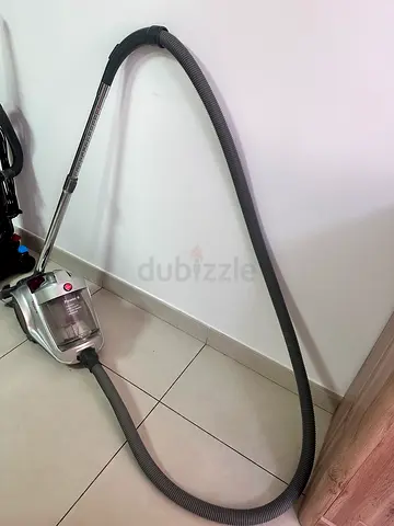 Hoover Cylinder Vacuum Cleaner with Hose and Wand - Good Working Condition. NEGOTIABLE ❗️❗️